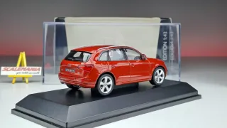 Audi Q5 1:43 Schuco