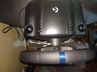 Volante Logitech G923 PS5/PS4/PC + Pedales.