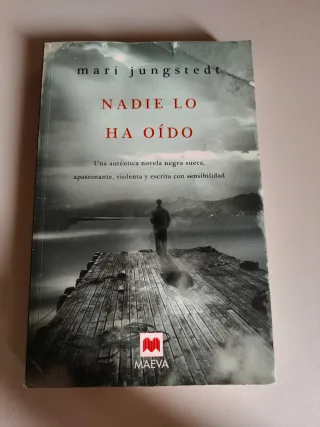 Los gritos del pasado, novela negra formato grande