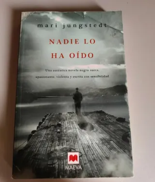 Los gritos del pasado y otros en formato grande