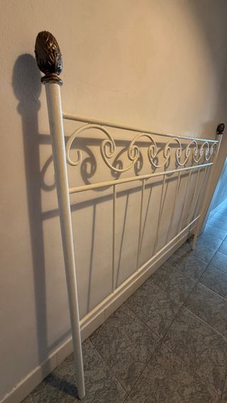 Cabezal de cama de hierro forjado blanco