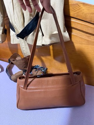 Bolso piel camel + pañuelo