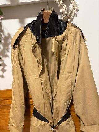 Gabardina Zara Edición Limitada Beige