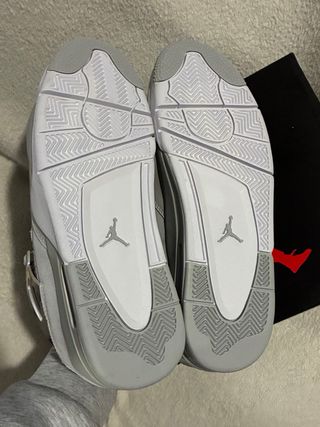 Nike Air Jordan Retro 4