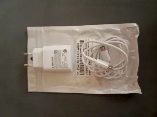 Cargador Samsung nuevo con cable carga rápida