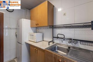 Piso en venta en Camino de Ronda - Rosaleda en Granada