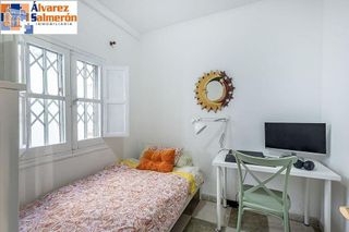 Piso en venta en Camino de Ronda - Rosaleda en Granada