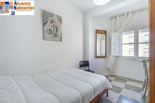 Piso en venta en Camino de Ronda - Rosaleda en Granada