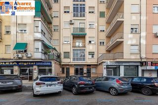 Piso en venta en Camino de Ronda - Rosaleda en Granada