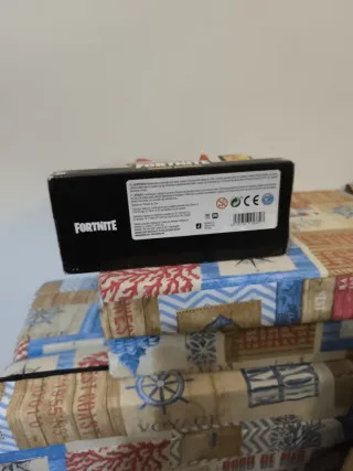 Fortnite Durrr Burger Vehículo y Figura