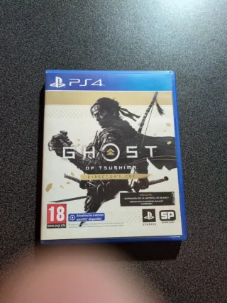 PS4 + 2 Mandos y 6 Juegos. Fotos sólo interesados!