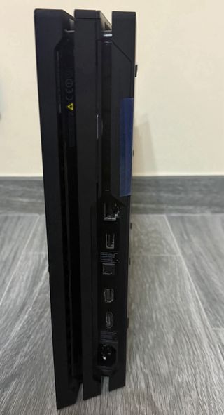 Ps4 Pro 1TB + Accesorios