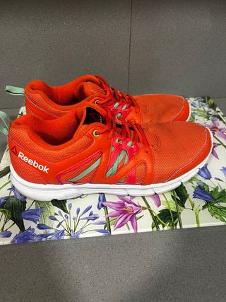 Zapatillas deportivas Reebok naranjas y verdes