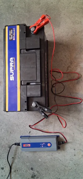 Cargador Batería Coche y Moto Ultimate Speed