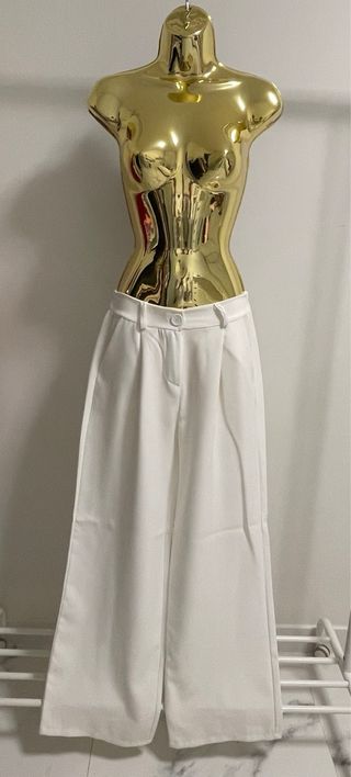 Conjunto branco creme