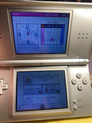 Nintendo DS Plata con Juegos como nueva