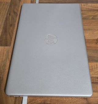 Ordenador portátil HP i3 ONCEAVA GENERACIÓN, 8RAM