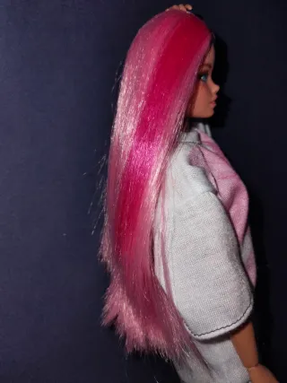 Barbie Odile con  Cuerpo Curvy Made to Move