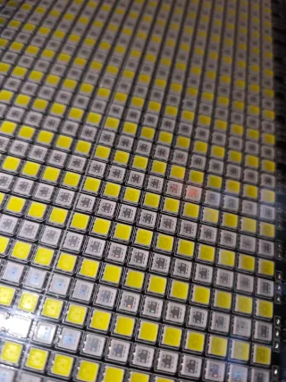 ELAN STROBE-1000-LED-RGB+W-IP