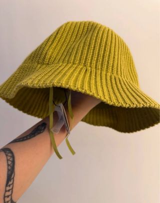 Chapéu Parfois novo com etiquetas