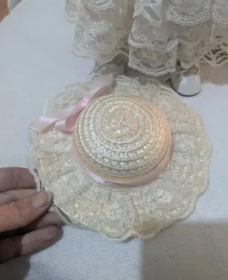 Exclusiva muñeca de porcelana vintage numerada