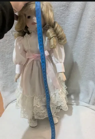 Exclusiva muñeca de porcelana vintage numerada