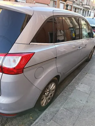 Ford Grand C-MAX 2011