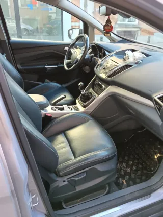 Ford Grand C-MAX 2011