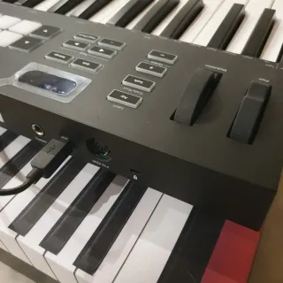 Novation Launchkey 37 mk3