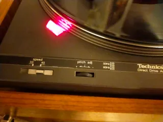 Tocadiscos Technics SL-D30 vintage