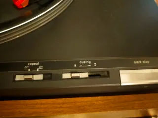Tocadiscos Technics SL-D30 vintage