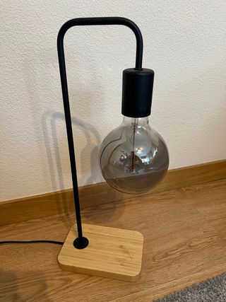Lámpara de mesa Ikea