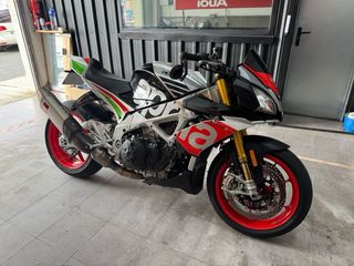 Aprilia Tuono V4 1100 factory Superpole