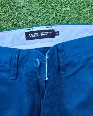 Pantalones Vans chinos azul verdoso