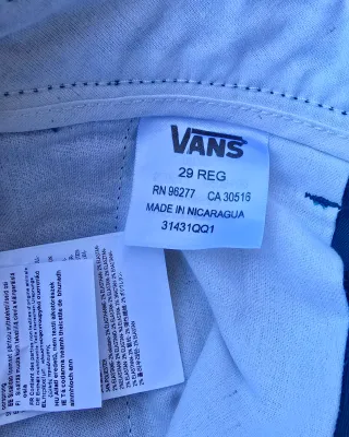 Pantalones Vans chinos azul verdoso