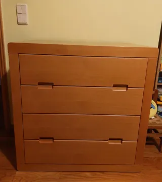 Cama de solteiro com arrumação