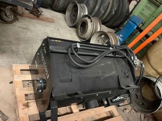 Mini cargadora CASE matriculada con implementos