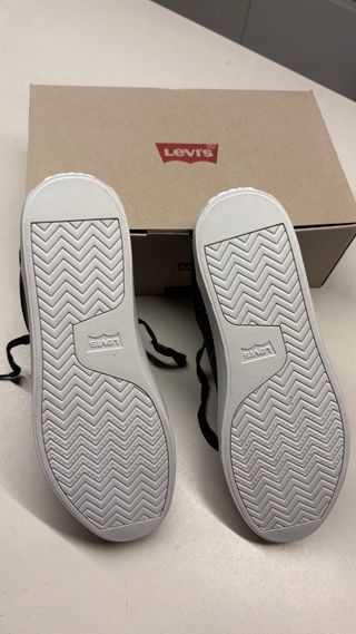 Zapatillas Levi's Negras