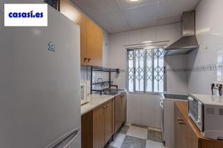 Piso en venta en Camino de Ronda - Rosaleda en Granada