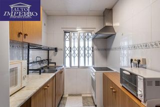 Piso en venta en Camino de Ronda - Rosaleda en Granada