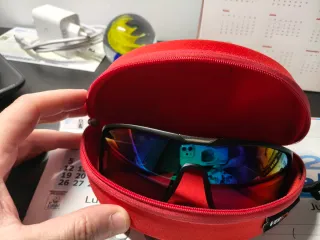 Gafas de sol deportivas negras