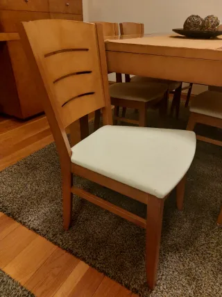 Móvel sala jantar e móvel de TV vendo separado