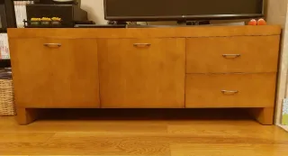 Móvel sala jantar e móvel de TV vendo separado