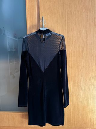 Vestido de terciopelo negro