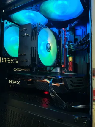 CHOLLO PC GAMING WORKSTATION 14 NUCLEOS + RX 580