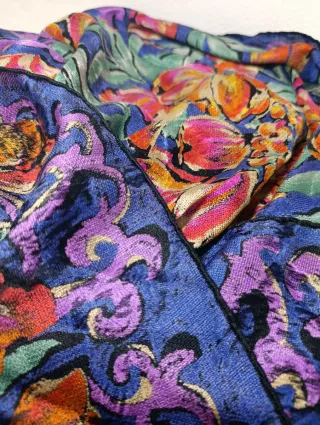 PAÑUELO SEDA EMANUEL UNGARO