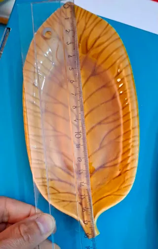 Platos vintage hoja mostaza 18 cm