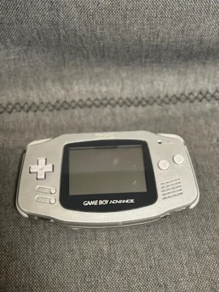 Nintendo Game Boy Advance Plata