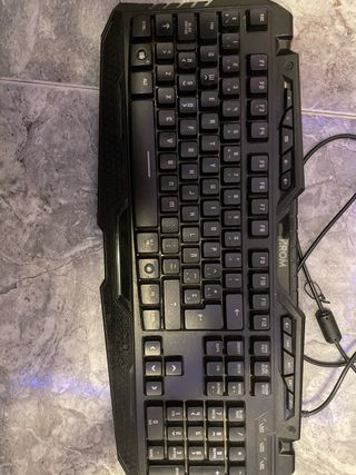 Teclado y Ratón Gaming Krom