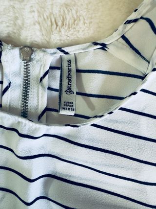 Lote 2 Blusas Stradivarius